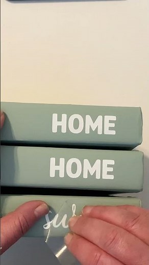 Easy Dollar Tree DIY 📚 Stack of Books ✨ Farmhouse Home Decor