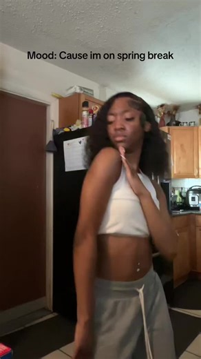 Spring Break Dance Moves in Florida