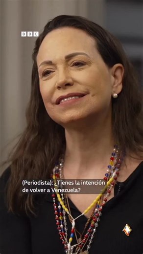 Franklin Virguez on Instagram: "María Corina Machado piensa volver a Venezuela. La opositora venezolana aseguró en una entrevista a la BBC que su intención es regresar a su país, después de que lograra salir de allí para dirigirse hasta Oslo, donde ha recibido el premio Nobel de la Paz. “Voy a estar en el lugar donde sea más útil a nuestra causa”, asegura Machado a sus seguidores, muchos de los cuales la ovacionaron en su llegada a la capital noruega. #venezuela #machado #mariacorina #nobel #mad