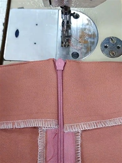 Amazing sewing tips and tricks sewing technique for beginners neckdesign fouryou fouryoupage fypシ viralvideo sewinghacks sewingtutorial sleevesdesign usa