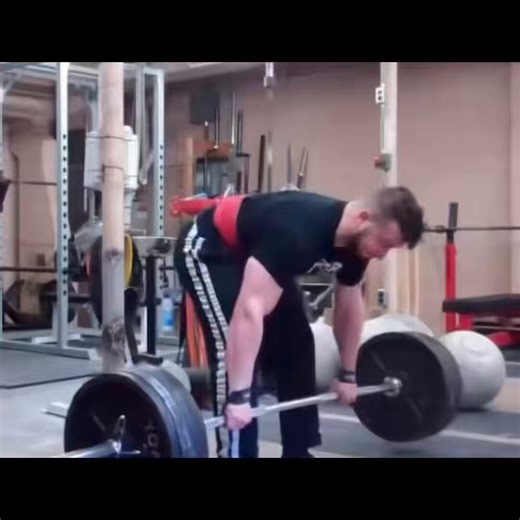 The lowest IQ gym decision you can make in 2026:Opting to perform the exercise shown in Video 1 over the exercise shown in Video 2It literally does not get any dumber than that, folks