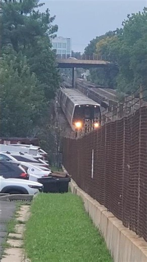 WMATA no #7135 passes by Rockville Pike MD #railfanning #wmata #metro #metrotrains 7/12/26