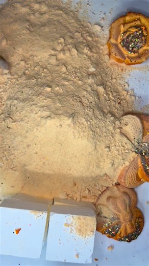 Crushwithmutha Asmr | #sunshinesundayparty Happy birthday @sunshine_asmr3 hope you have a wonderful day! 🥳💛 #oddlysatisfying #gymchalkasmr #asmrsounds... | Instagram