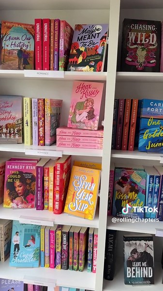 Discover the Unique Mobile Bookstore Rolling Chapters