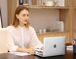 The 3 Best 13-Inch MacBook Pro Cases