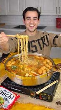 EASY HOTPOT RECIPE! 😋🍜 (spicy homemade hot pot)