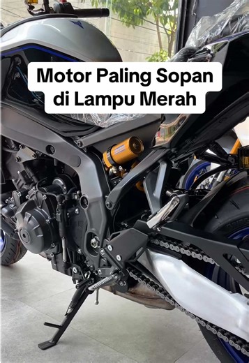 Yamaha MT-09 2025: Motor Sopan di Lampu Merah