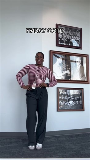 FINALLY FRIDAY!! This outfit was so comfy, therefore it’s my fav outfit of the week! #ootd #ootdinspo #OOTD #ootds #ootdfashion