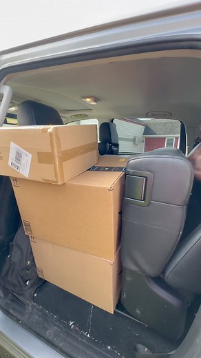 35K views · 307 reactions | Reality in Rescue:#3 (1 minute reel) Open the rescue with me | Birds and Beaks Rescue and Rehab | Facebook