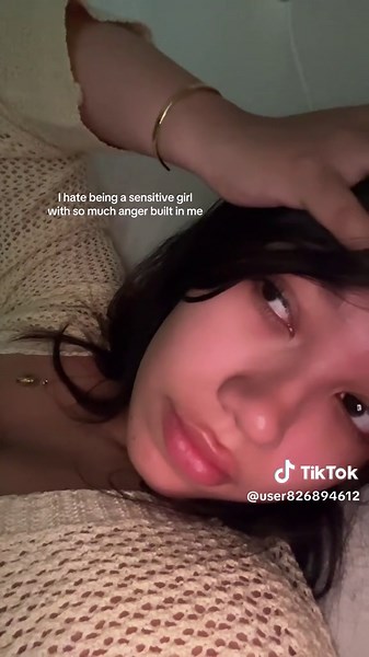 meni (@user826894612)’s video of anger