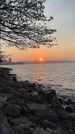 POV : WATCHING THE WORLD-FAMOUS SUNSET IN KOTA KINABALU, SABAH