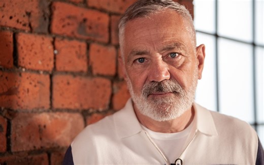 纪录片.犯罪档案：骗局和丑闻.S04E03.2023[片头][高清][英字]