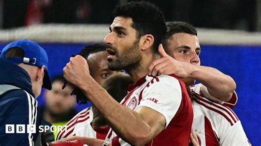 Olympiacos 2-0 Bayer Leverkusen: Greek side boost hopes of Champions League qualification