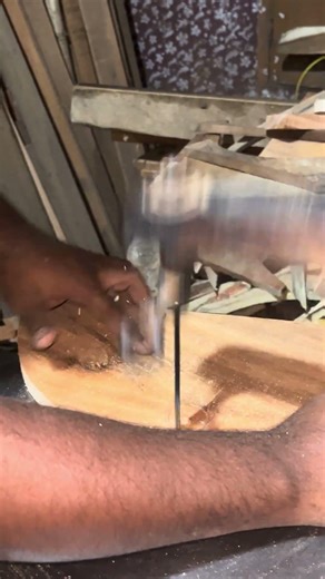 Round Shaping Wood with Circular Saw | Smooth Cutting Process