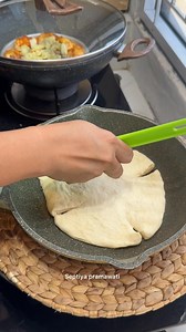 1.8M views · 28K reactions | Tanpa mixer tanpa oven bisa bikin Pizza...