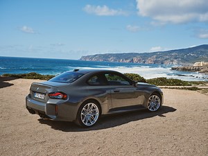 2025 BMW M2 Gets 20-HP Boost to 473 Ponies, Updated Cabin