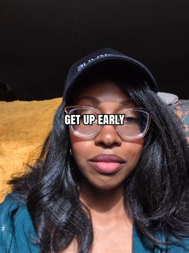 I have 0 excuses when it comes to working out consistently #4amwakeup #5amclub #earlymorningworkout #womenwellness