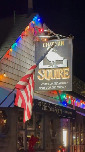 Good times at The Chatham Squire- Cape Cod - December 2024 Cape Cod, Massachusetts Video by: Mark TR Filteau | Cape Cod, Massachusetts