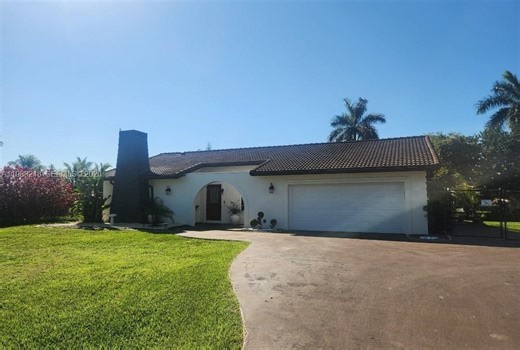 4701 SW 110th Ave, Davie, FL 33328 - MLS A11988248 - Coldwell Banker