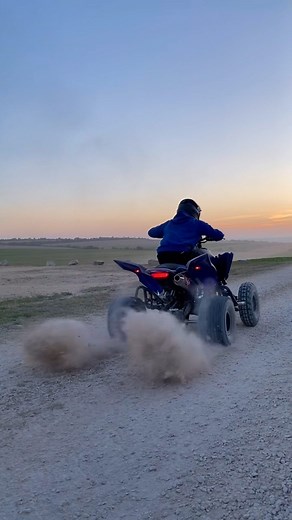 PROKTORR | iPhone 15 à gagner sur mon instagram 🎁 #700raptor #raptor #quad #atv #proktorr #quadlife #yamaha #yoshimura | Instagram