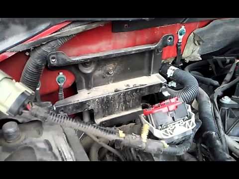How to properly remove ford Triton spark plugs part one....easier access to plugs.