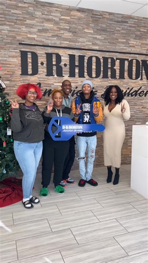 Another family in their new home — with $0 down payment and $0 closing costs If you’re looking to buy a home, the time is NOW. Comment home girly for more details! FHA Requirements ✨ ♦️Credit Score: 580 ♦️3.5% down payment ♦️Debt-to-Income Ratio: below 43% ♦️Steady Income ♦️Occupancy: Live in one unit for a year ♦️Meet FHA’s minimum requirements for the property Looking to Buy , Sell, or Lease DM me Follow me @the.homegirly Always accepting Clients 💖India Hite ✨ @lptrealtylptrealty 📲281-901-29