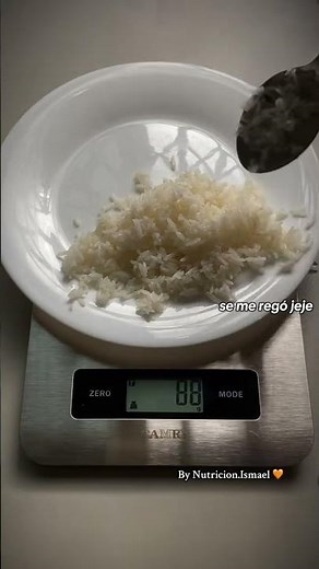 Así se ven 100 gramos de arroz 🍚#ComidaReal #PorcionesReales #NutriciónVisual #AprendeComiendo