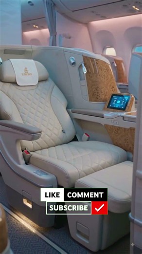 This Airbus A380 Business seat is so comfortable #shorts #aviation #a380 #emirates #trending