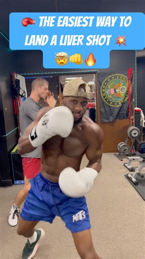 How To Land A Perfect Liver Shot🤯🥊 #Boxing #BoxingTraining #BoxingTips #CombatSports #shorts #mma