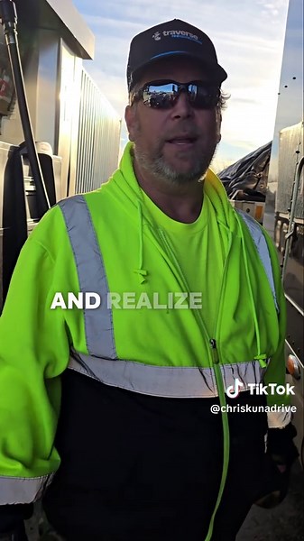 Is Being a Rookie Trucker Lucrative? Trucking Salary Insights