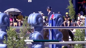 Six ans plus tard, c’est une nouvelle victoire pour Mathieu Billot dans le Grand Prix du CSI4* Longines Deauville Classic ! 🇫🇷👏 Avec Lord de Muze, il a devancé Darragh Kenny et Kévin Staut au barrage. 🔥 🎥 Retrouvez l'intégralité de l'événement en replay : https://watch.clipmyhorse.tv/LonginesDeauvilleClassic2024 | ClipMyHorse.TV France