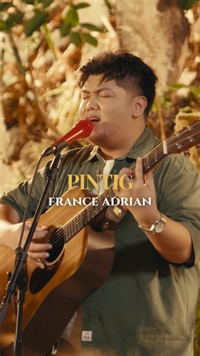Pintig (Live at The Cozy Cove) - france adrian