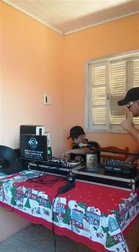 Pensa num Professor Tranqüilo🤣🤣🤣🤣🤣🤣🤣🤣