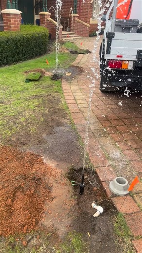 Why Your MP Rotators Don’t Work (And What You Can Do About It) MP Rotator Perth • Reticulation Perth • Irrigation Troubleshooting WA If your MP Rotators aren’t working properly, it usually comes down to a few key issues: 1. Incorrect run times MP Rotators apply water slowly and evenly. A 60-minute cycle gives roughly 10 mm. – Summer: 60 minutes – Cooler months: 30–40 minutes Short cycles = dry patches and poor root penetration. 2. Not flushing the heads correctly Always flush while the system is