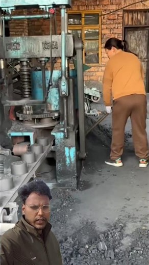 In China, Cement Goes In — 3D Bricks Come Out 😲