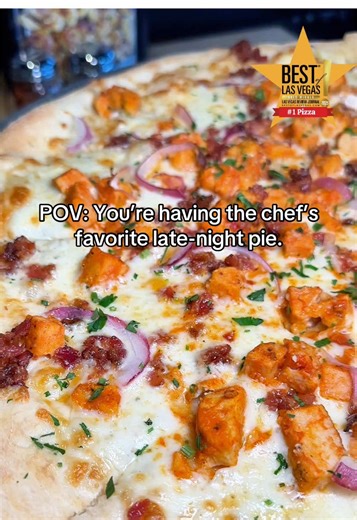 We’re firing up the ovens and stretching fresh dough until midnight every Friday and Saturday. 🍕🔥 Whether it’s the end of a night out or a post-shift craving, stop by and grab a slice of the pizza voted Best of Las Vegas before the clock strikes twelve. 🕛 #vegasfood #latenighteats #vegaspizza #vegaslocal #vegasfoodie