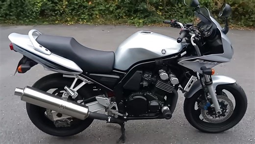 Rénovation complète 600 Fazer #2002 | performances moto