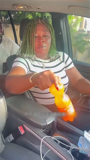 বান্ধবীর সাথে বিশ্বাসঘাতকতা করলো