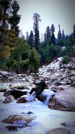 In wadiyu mai kho gaya hu #kashmir