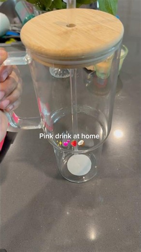 PINK DRINK EASY RECIPE✨🍓🥥💕#pinkdrink #diy #starbucks #asmr #refreshing #shorts