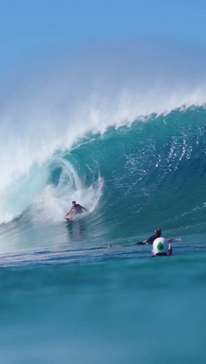 The adrenaline rush while swimming out at pipeline is pretty hard to describe! #pipeline #surfing #surf #hawaii | Dgphotography