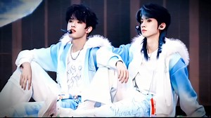 “新年 和你 幸福永恒”