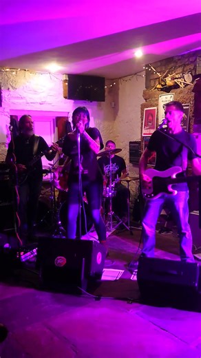 Bob's Boiler Room - rock covers band 🤟🤩🤟 | Coach and Horses