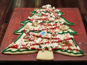 Christmas Tree Cookie Cake