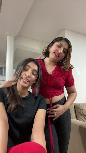 Fashion Pairing: How to Style Red and Black Outfits