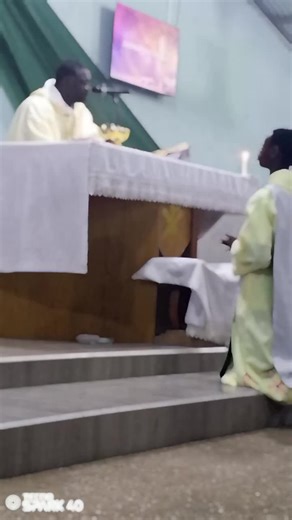 Heaven Touches Earth: The Power of Doxology in Mass