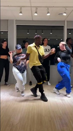 Toofan - Akana (Dance Video) Dc: ‪@LoicReyel‬