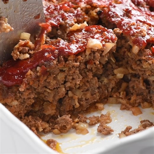 RECIPE: https://adventuresofmel.com/tasty-oatmeal-meatloaf-recipe/ Anne Marie says: 'Excellent, FAST, DELICIOUS recipe! My family and I were very pleased with dinner tonight! So easy and quick to put together, and all the ingredients are most likely in your kitchen already. They were in mine, and I don’t shop often!! Definitely a keeper!!!' | Adventures of Mel
