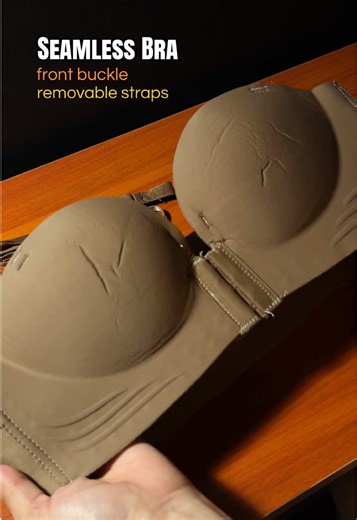small breasts gather seamless front buckle bra removable shoulder strap stylish. #seamlessbra #seamlesswomenwear #bra #affordablebra