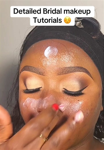 Stunning Bridal Makeup Look for Your Special Day